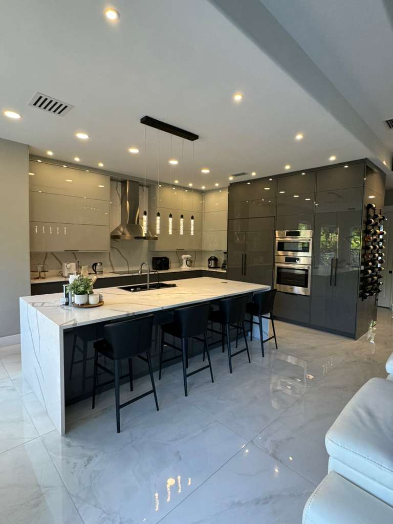 Florida Kitchen III